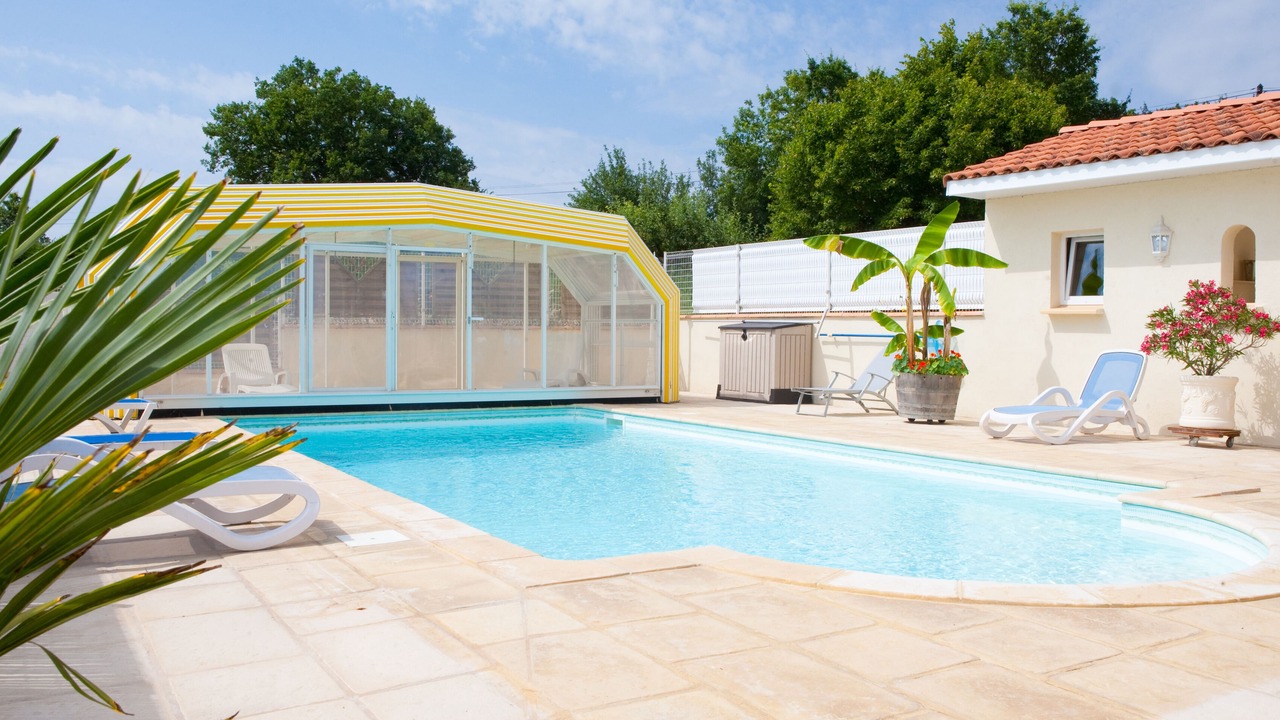Photo of Outdoor in Loubers