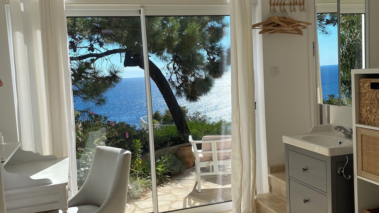 Photo of Bedroom in Theoule-sur-Mer