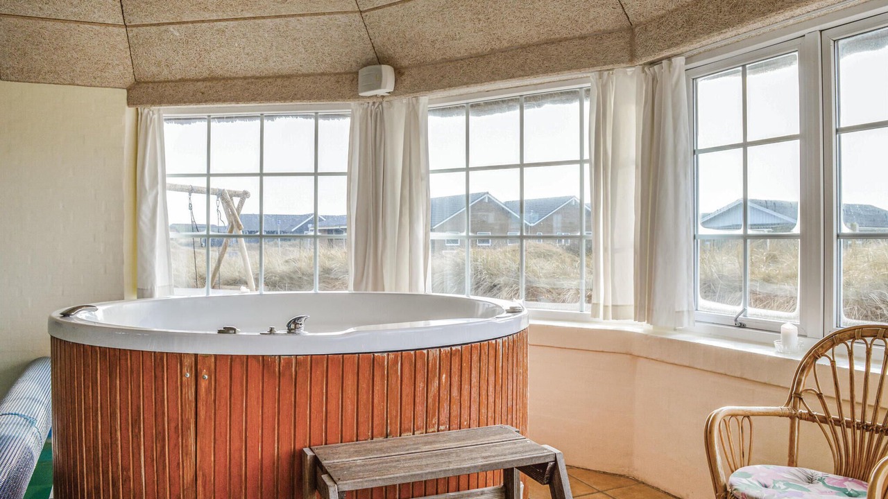 Photo of Outdoor in Vrist Strand