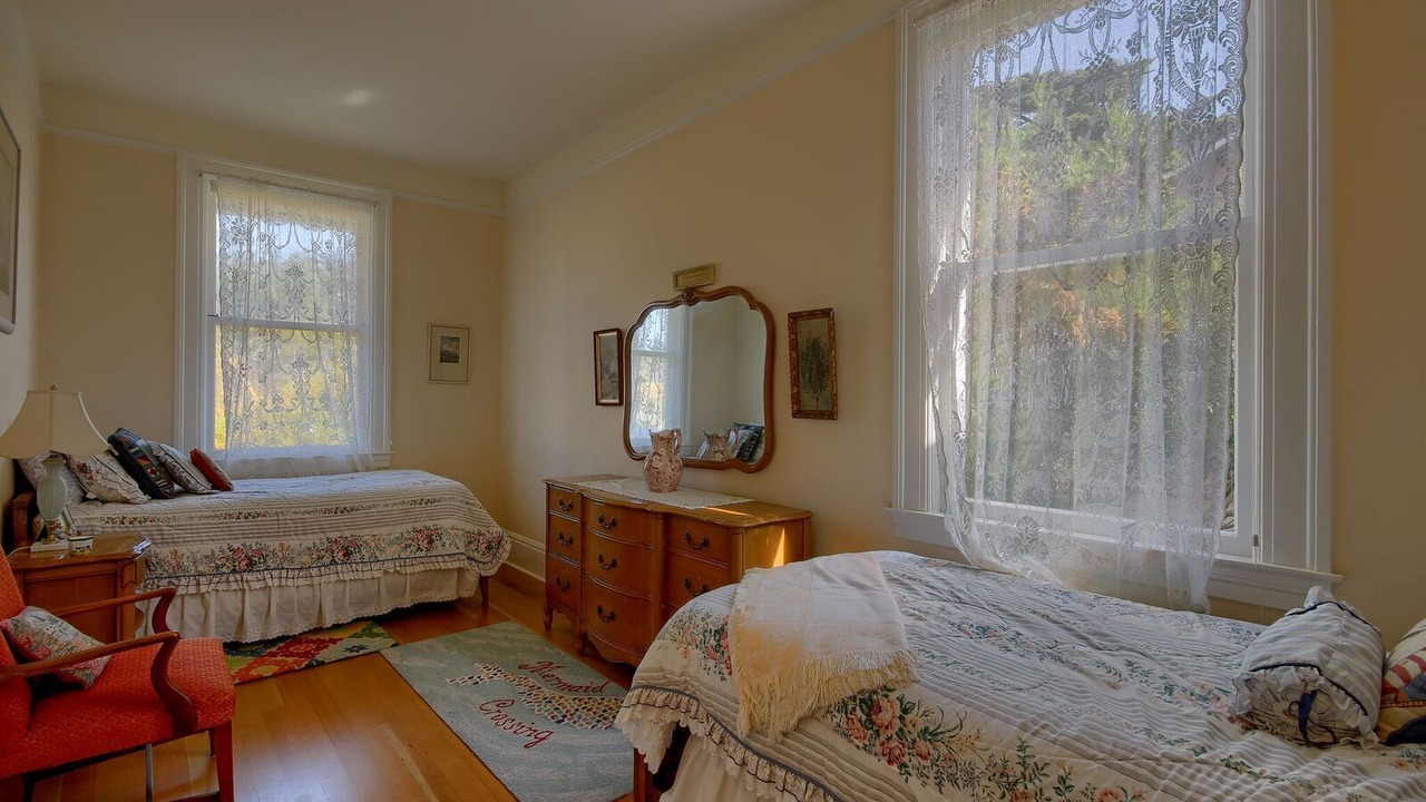 Photo of Bedroom in San Simeon