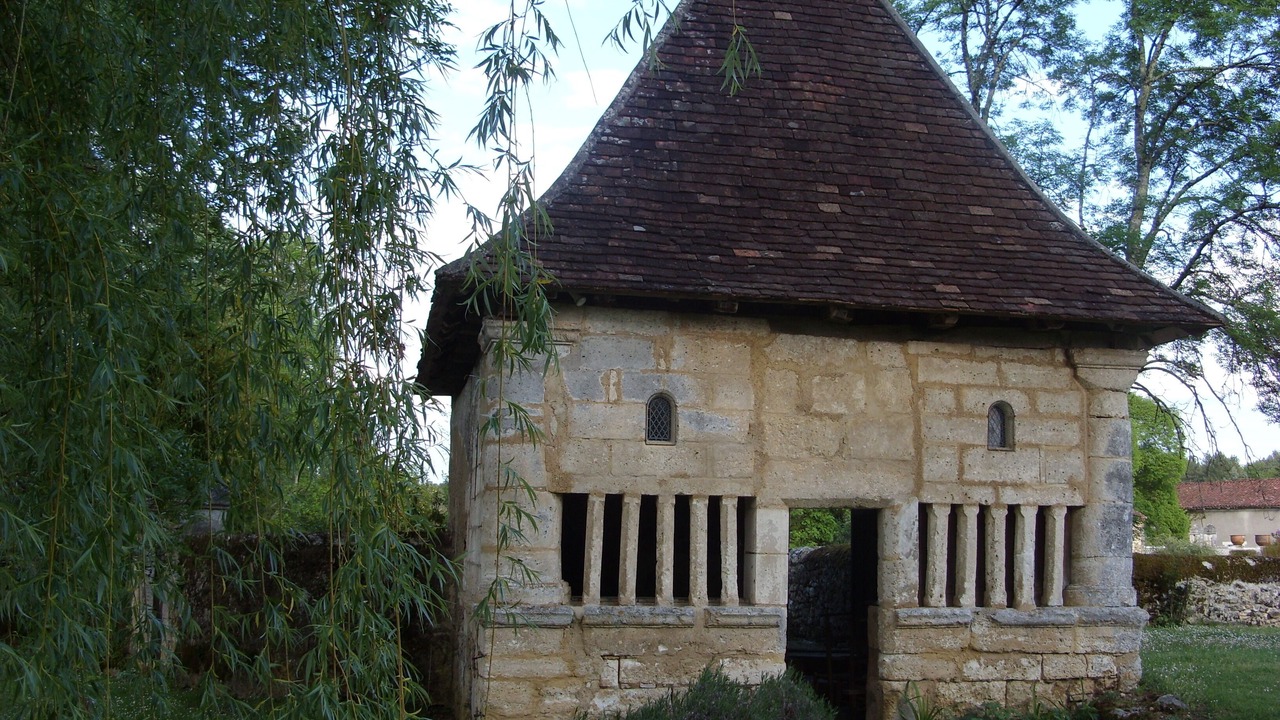 Photo of Outdoor in Saint-Pierre-de-Cole