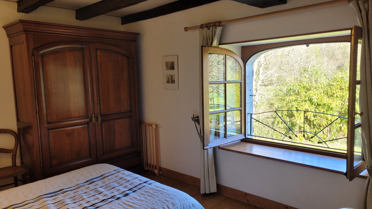 Photo of Bedroom in Saint-Pierre-de-Cole