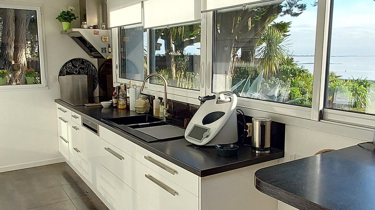 Photo of Kitchen in Damgan