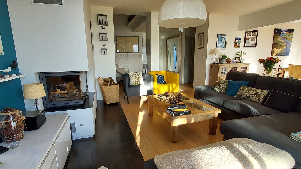 Photo of Livingroom in Damgan