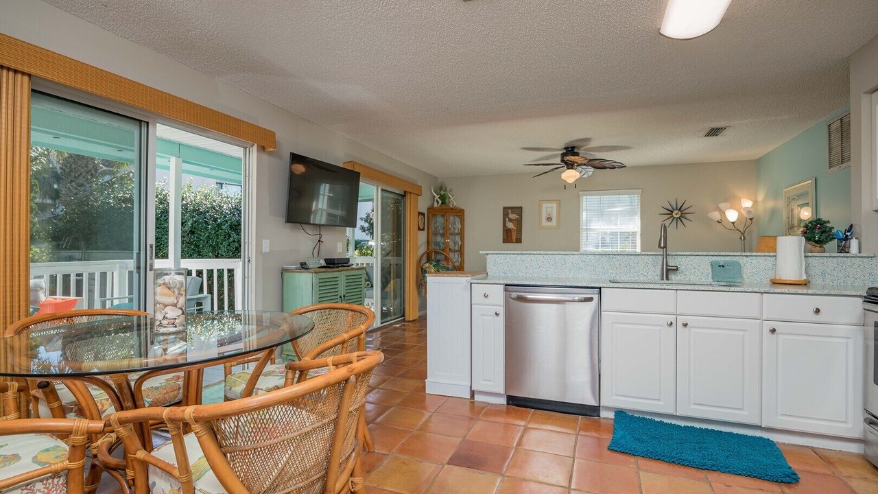 Photo of Others in Surfcrest Village