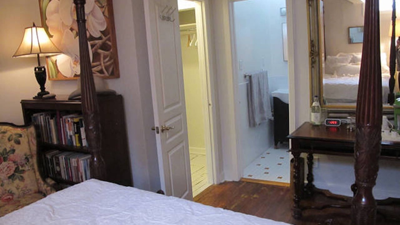 Photo of Bathroom in Laurel Park