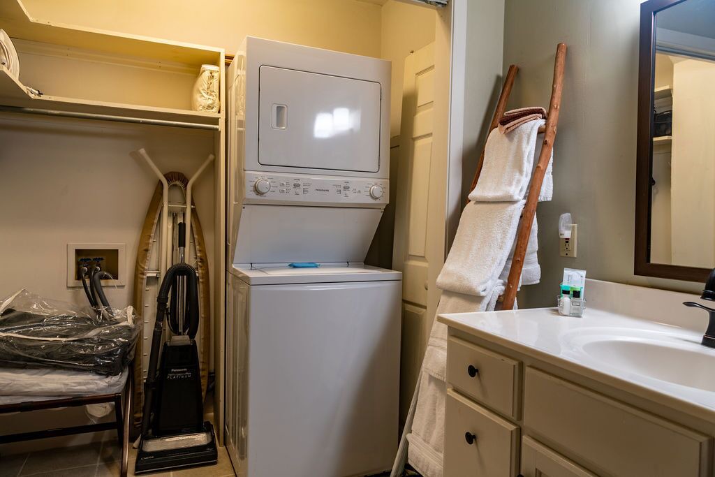 Photo of Bathroom in Chalet Village