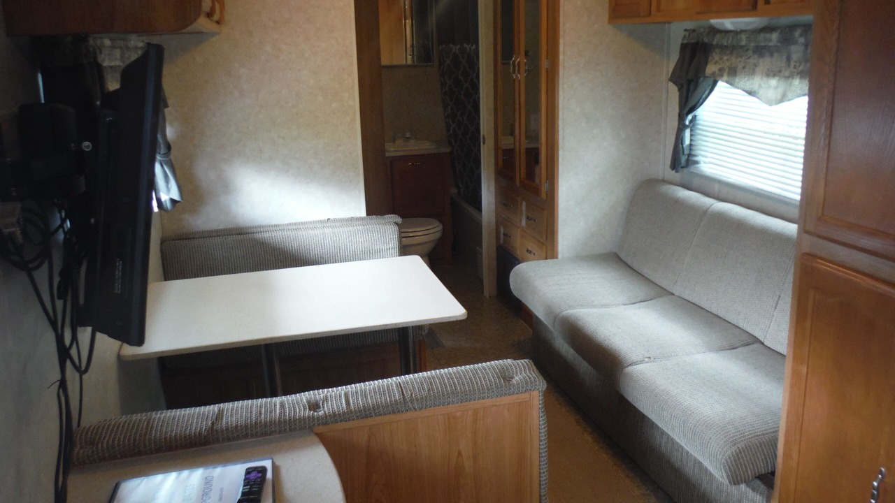 Photo of Livingroom in Mulkeytown