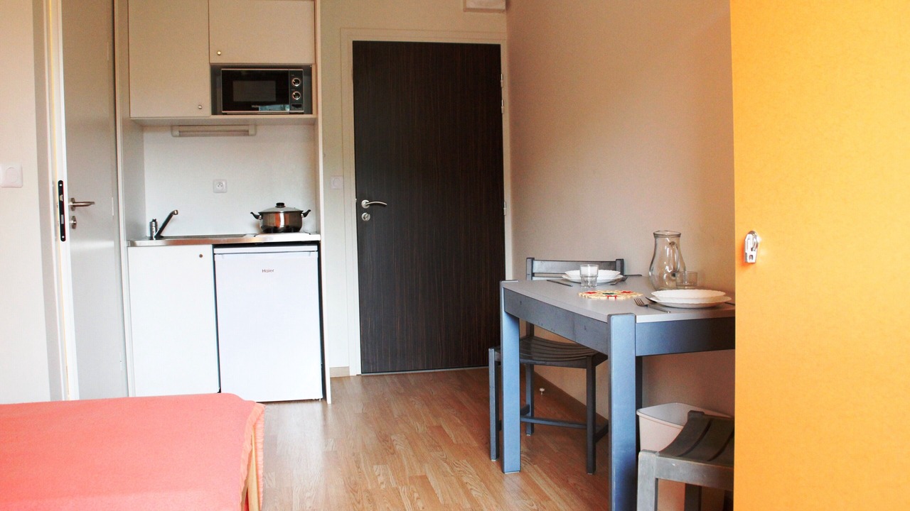 Photo of Bedroom in Saint-Affrique