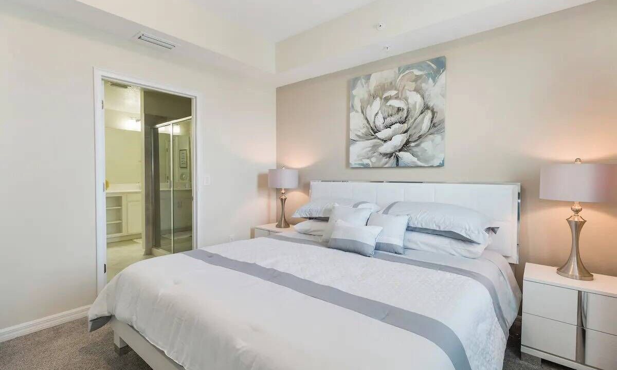 Photo of Bedroom in Bay Lake