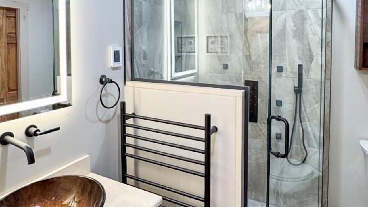 Photo of Bathroom in Inlet