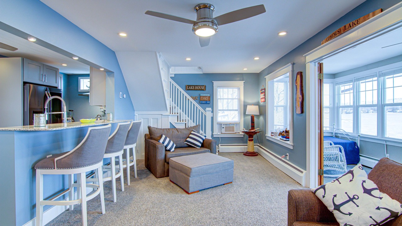 Photo of Livingroom in Conesus