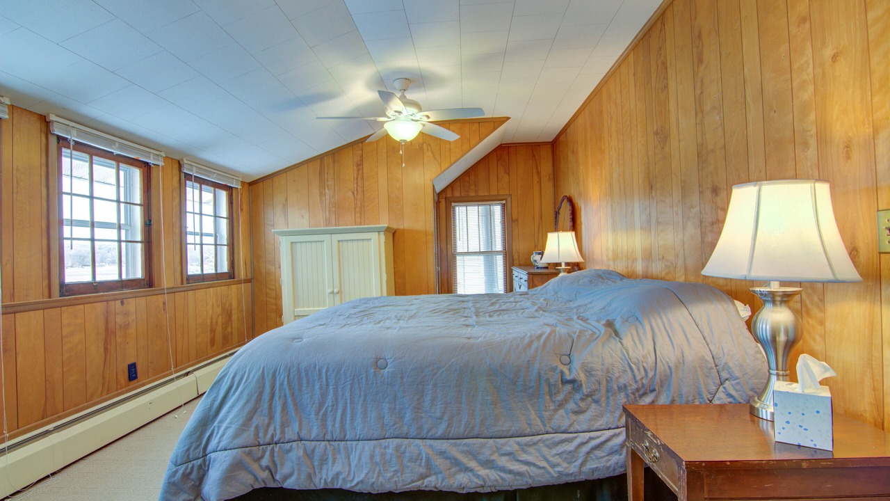 Photo of Bedroom in Conesus
