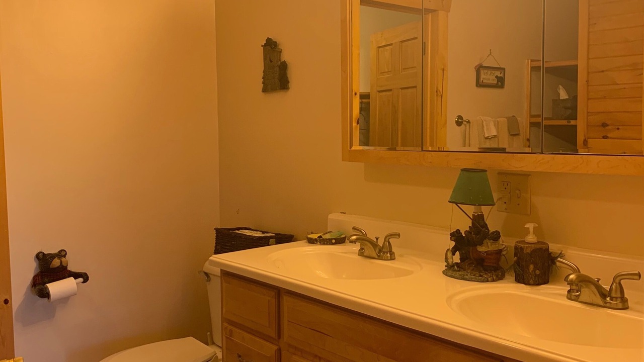Photo of Bathroom in Edray