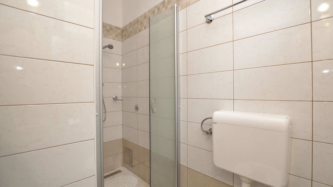 Photo of Bathroom in Cres