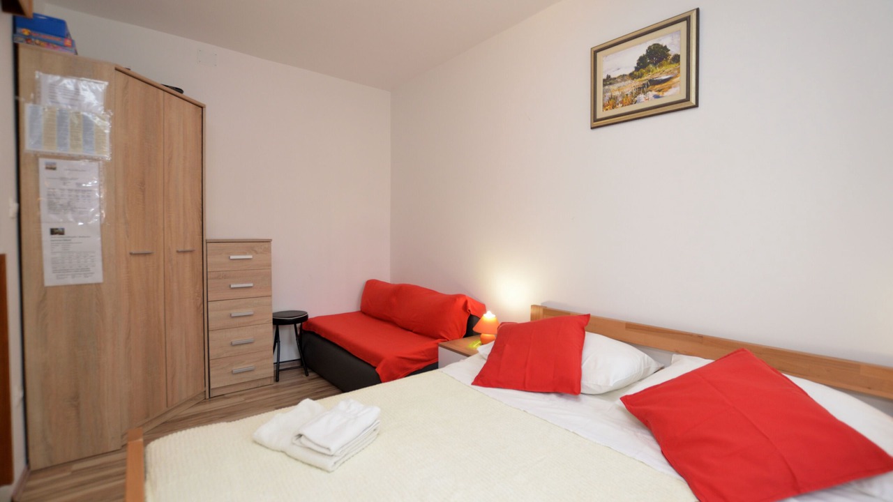 Photo of Bedroom in Cres