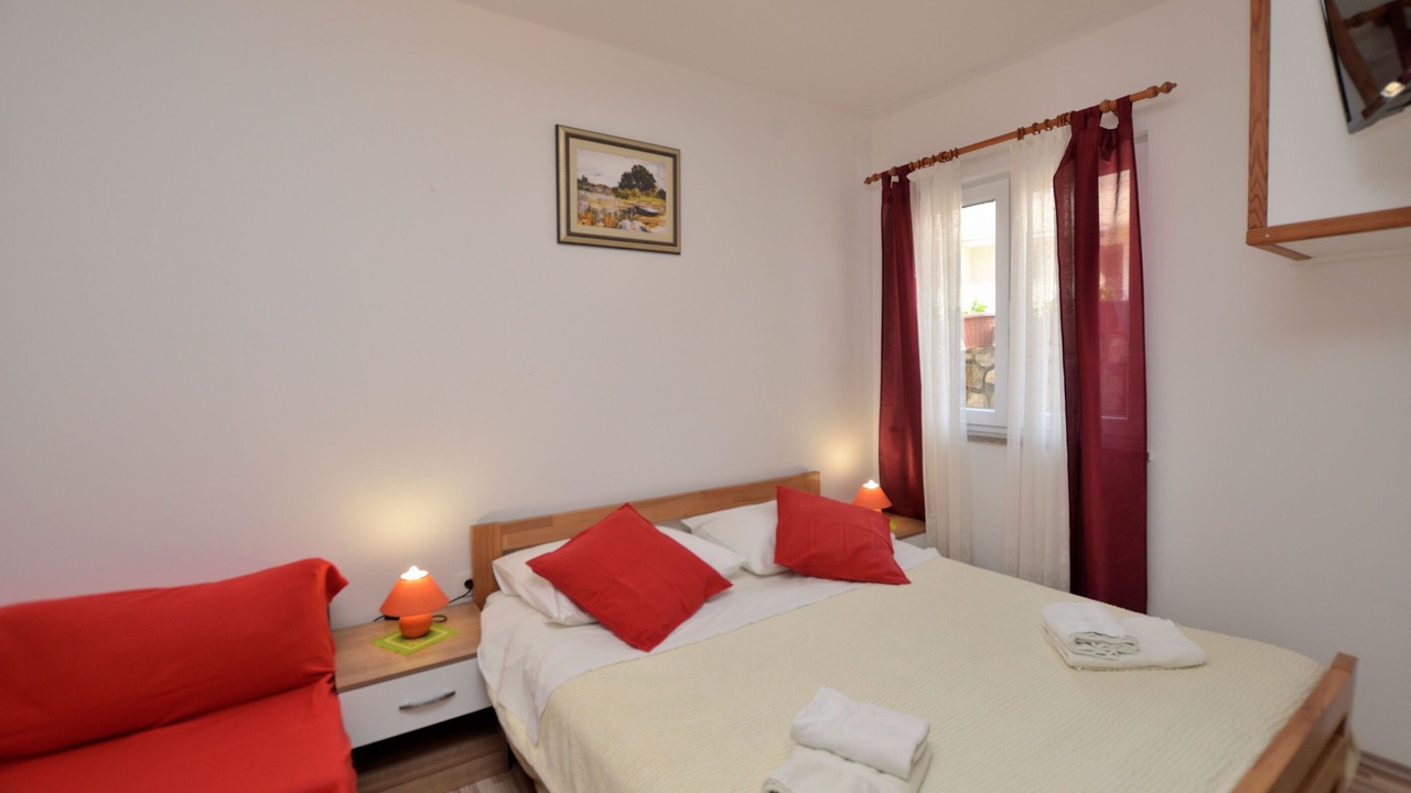 Photo of Bedroom in Cres