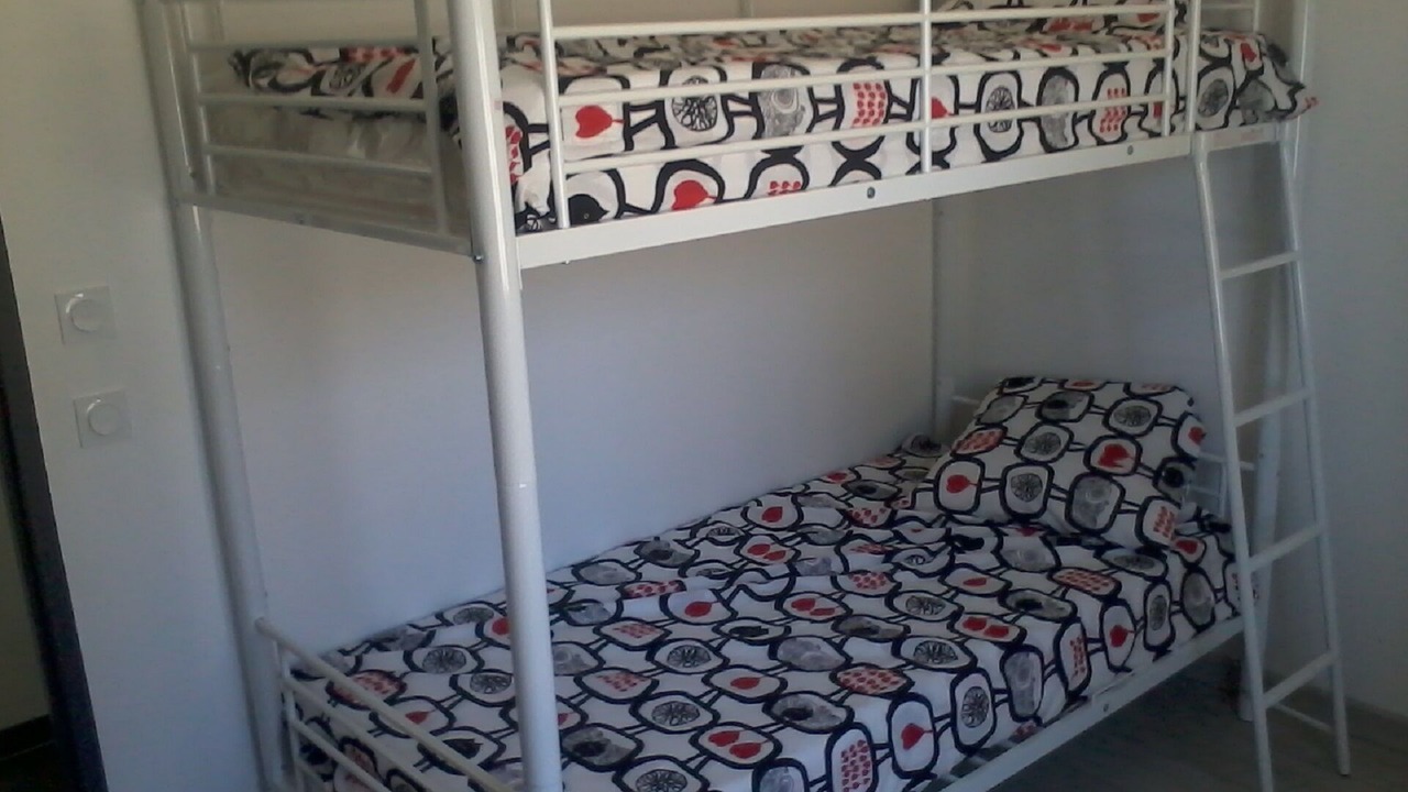 Photo of Bedroom in Messanges