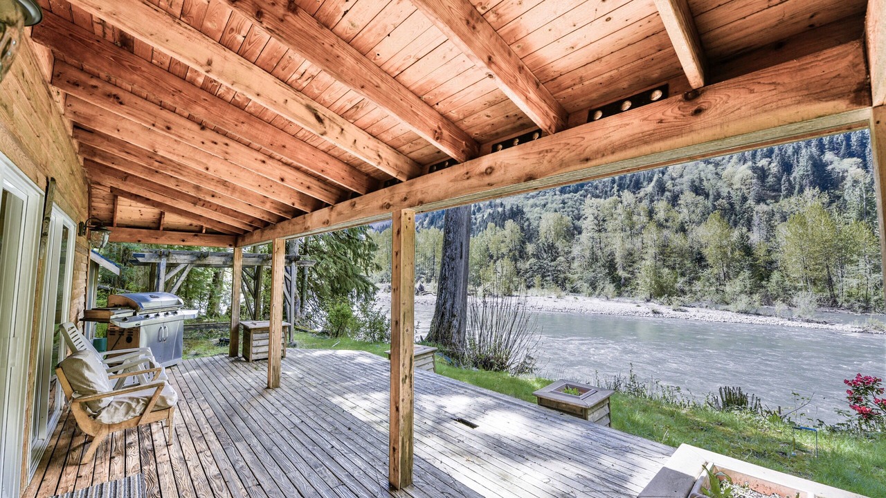 Photo of Patio Balcony in Baring