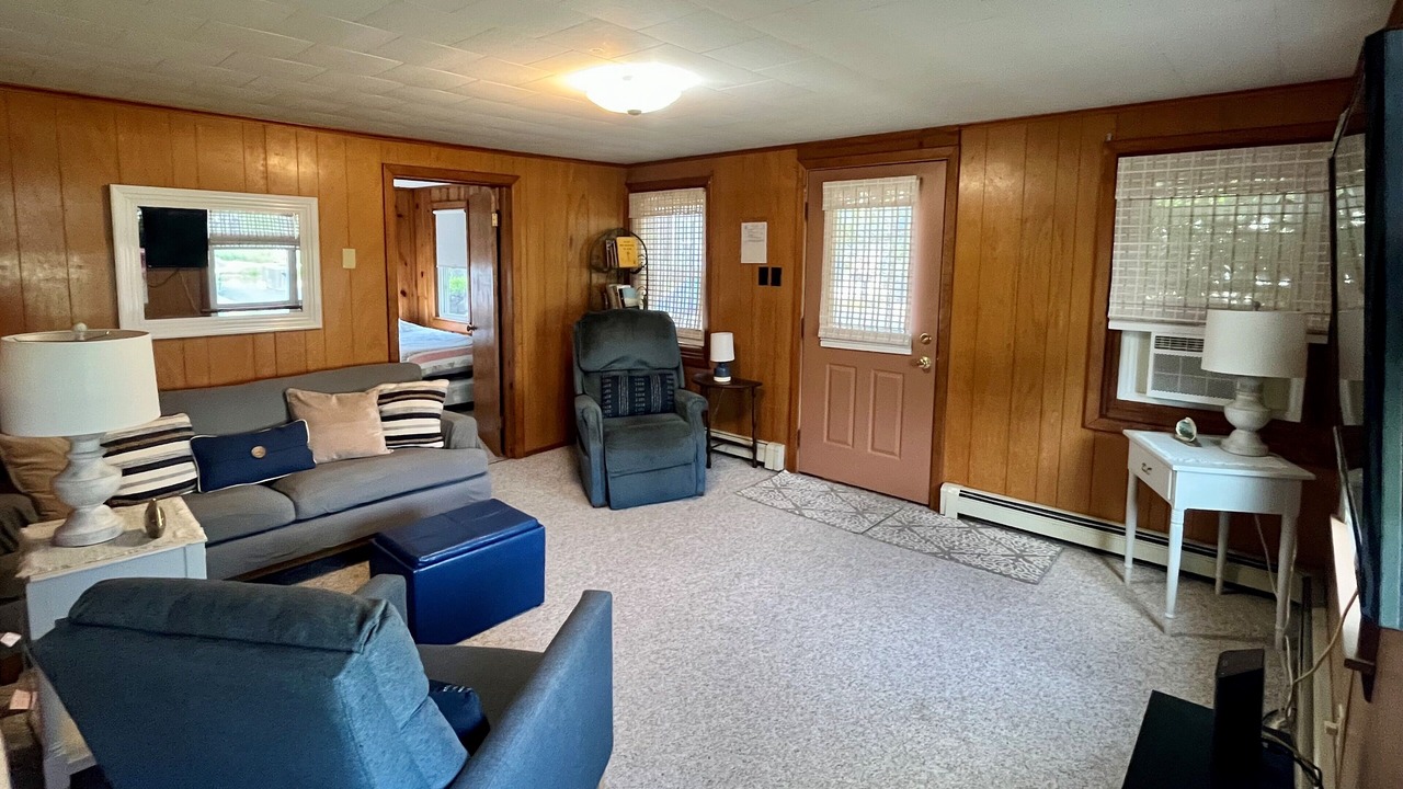 Photo of Livingroom in Narragansett