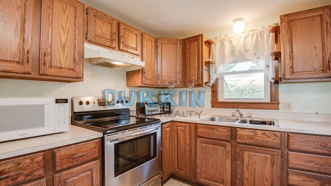 Photo of Kitchen in Narragansett