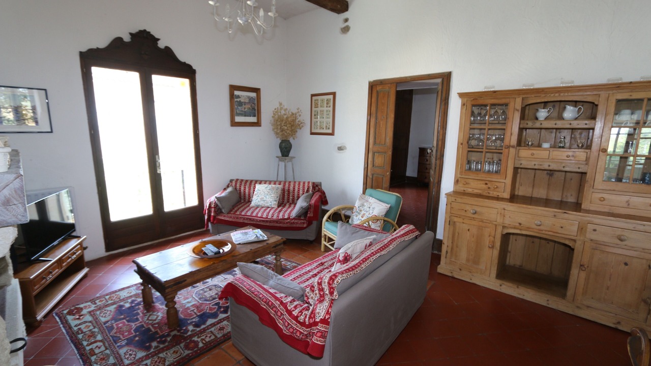 Photo of Livingroom in Magalas