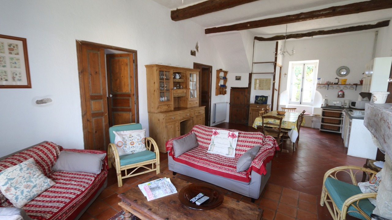 Photo of Livingroom in Magalas