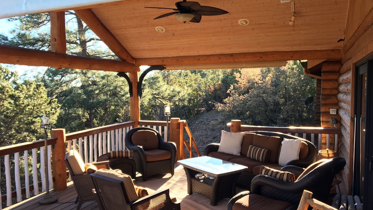 Photo of Patio Balcony in Snowline