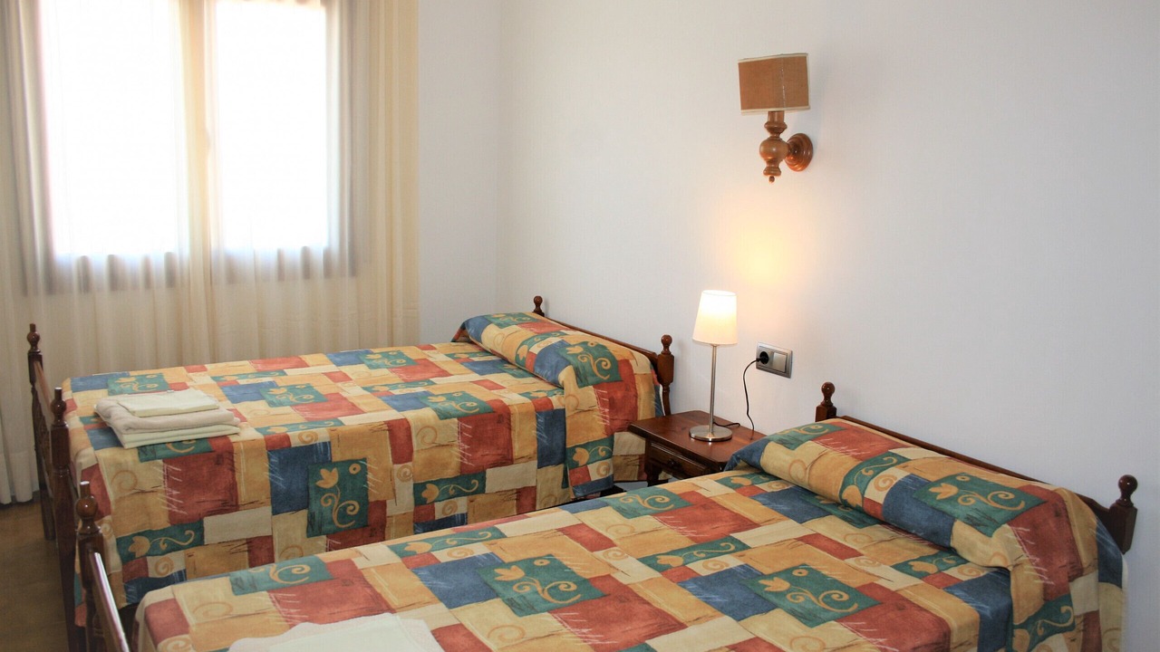 Photo of Bedroom in Pals