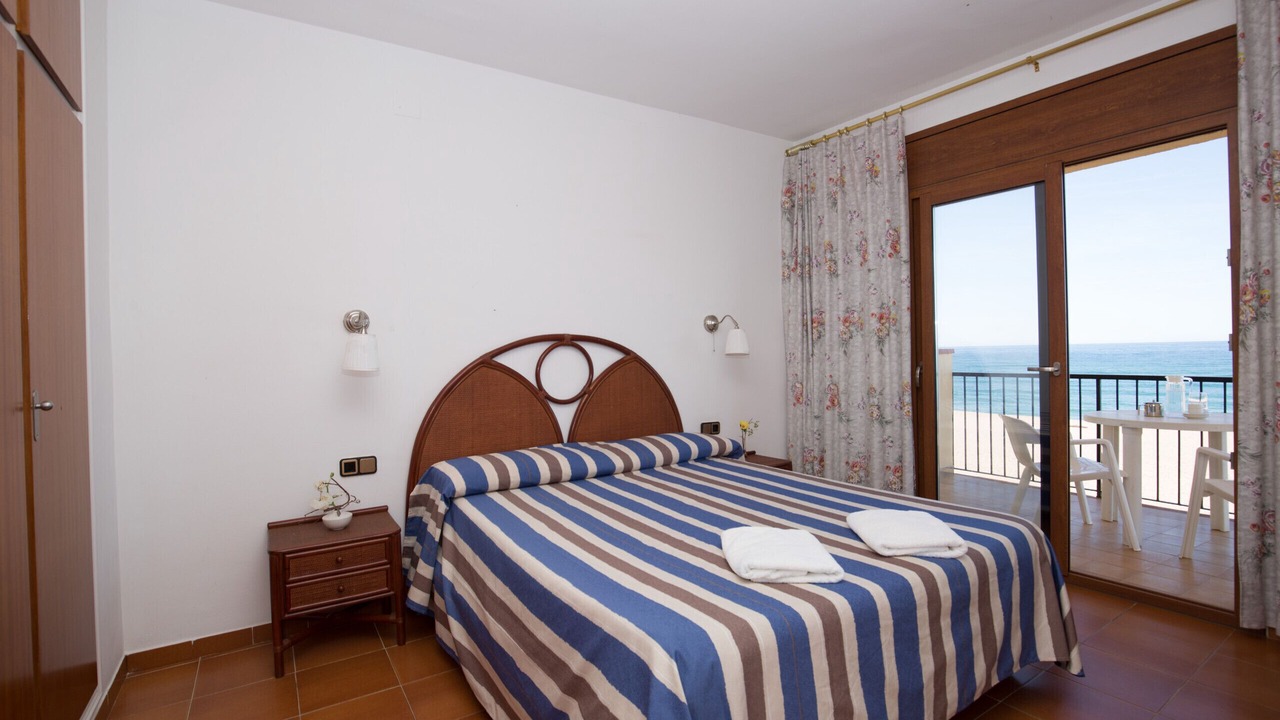 Photo of Bedroom in Pals