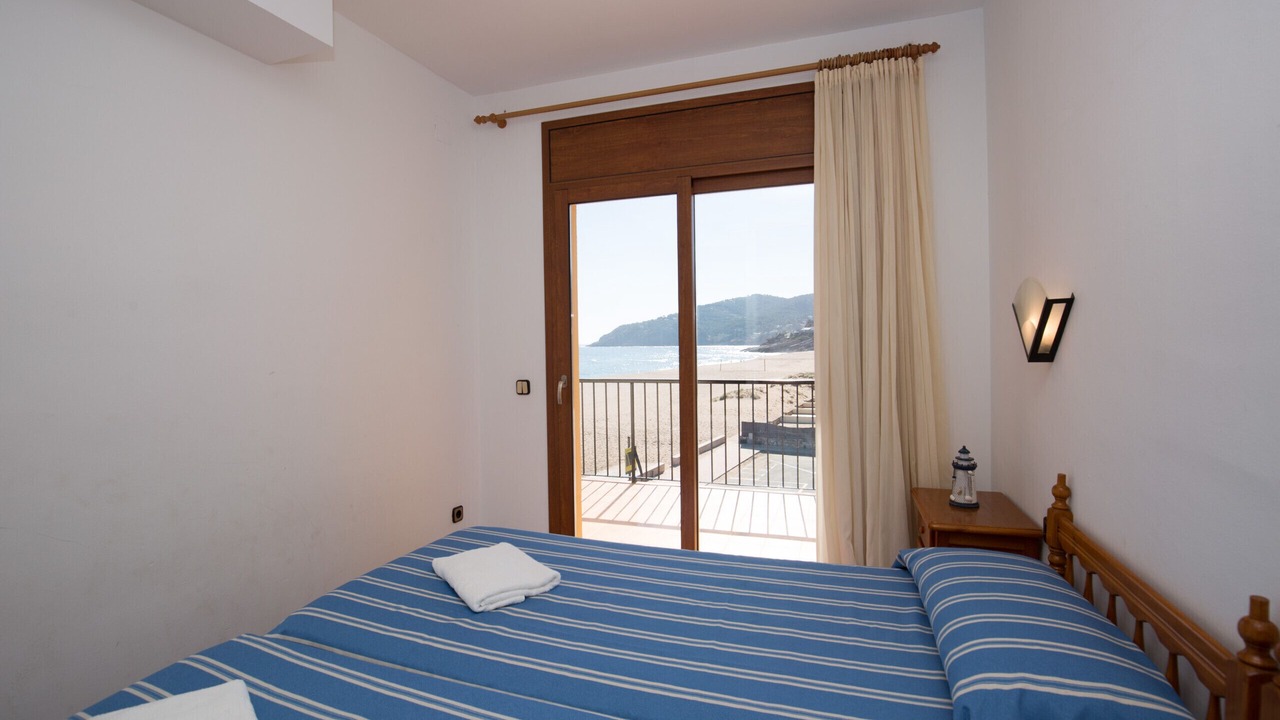 Photo of Bedroom in Pals