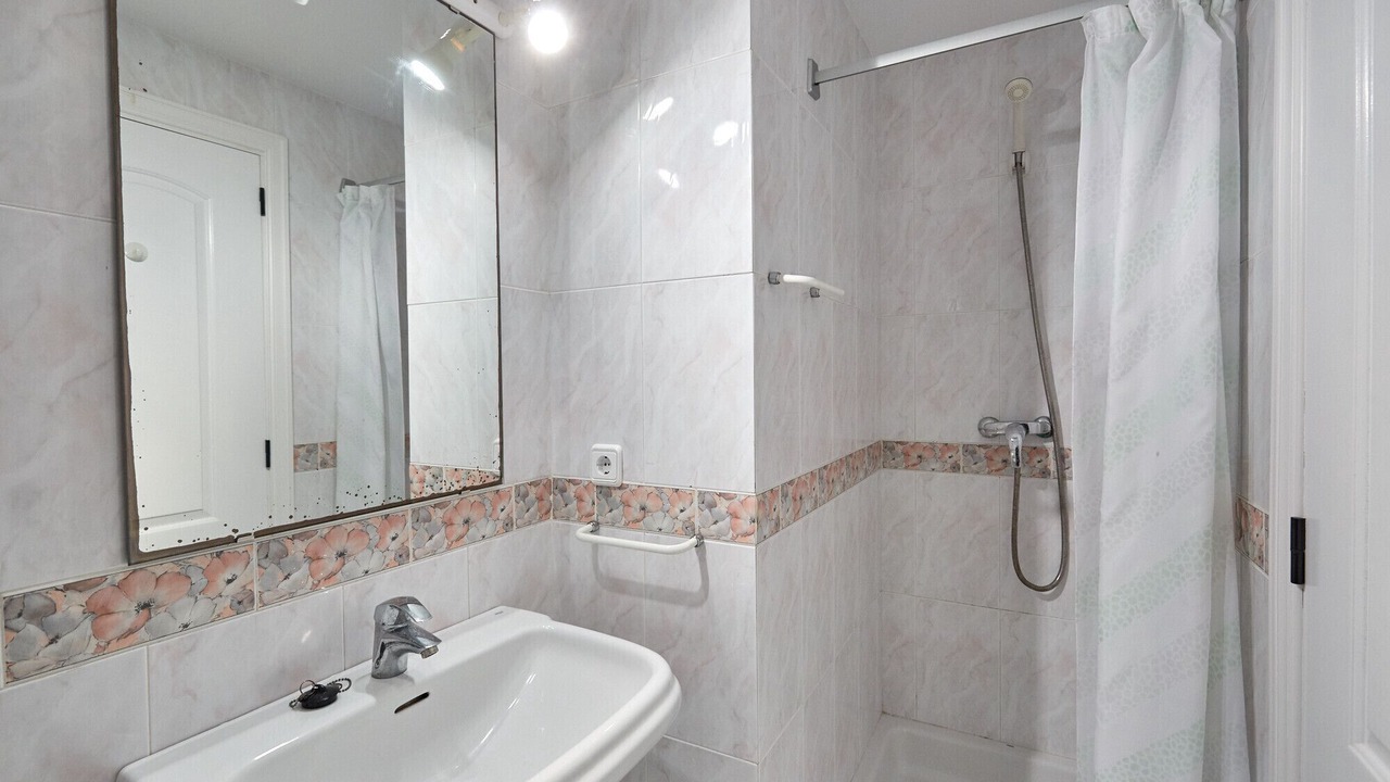 Photo of Bathroom in Pals