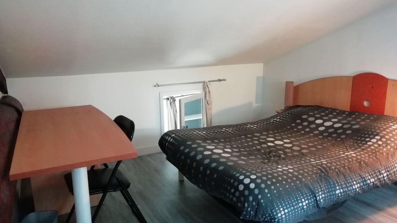 Photo of Bedroom in La Rochelle City Centre