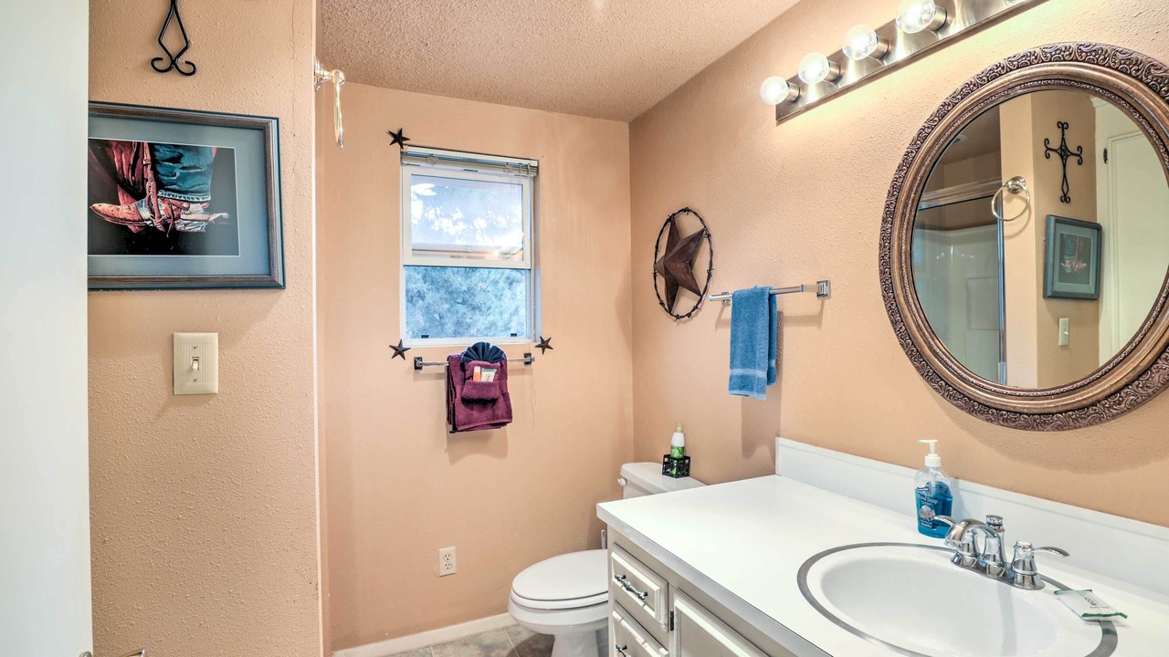 Photo of Bathroom in Ruidoso