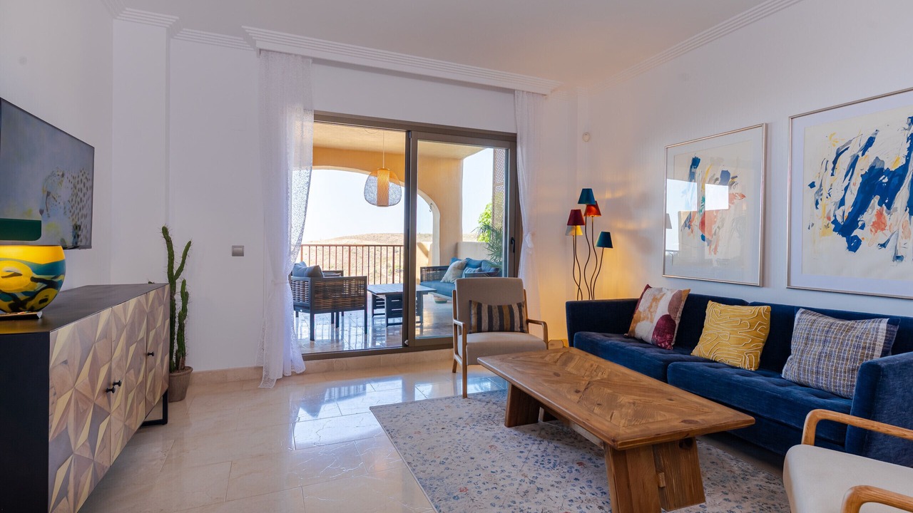 Photo of Livingroom in New Golden Mile
