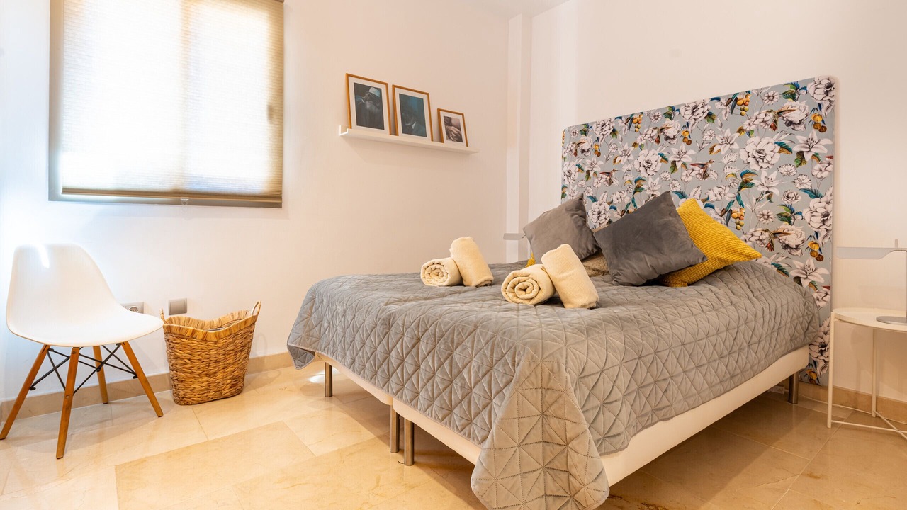 Photo of Bedroom in New Golden Mile
