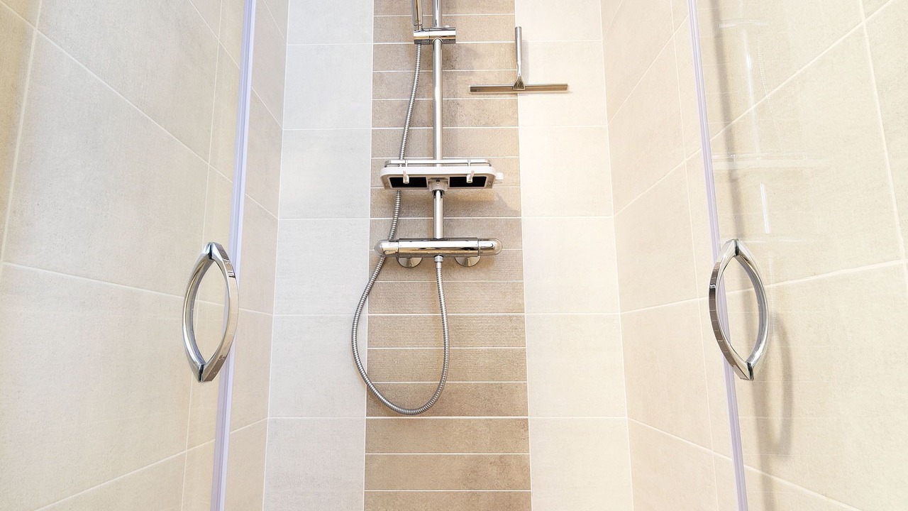 Photo of Bathroom in Bagnols-en-Foret