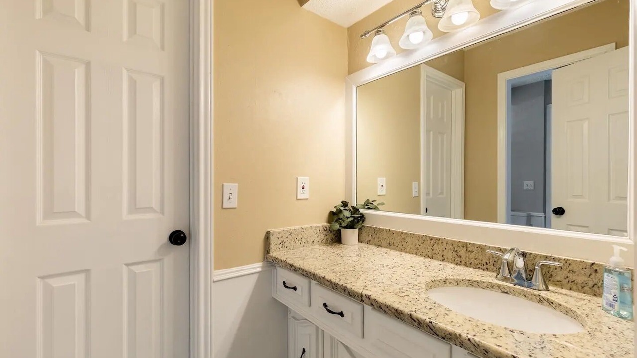 Photo of Bathroom in Garland