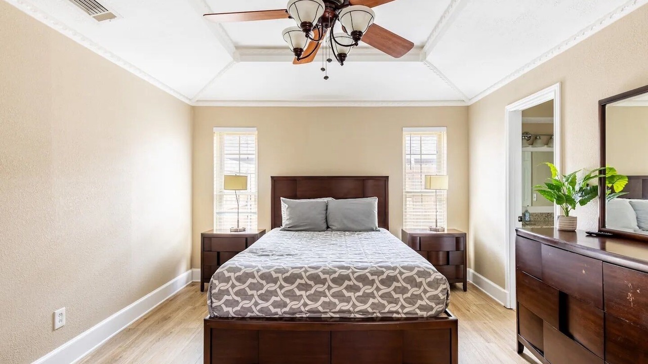 Photo of Bedroom in Garland