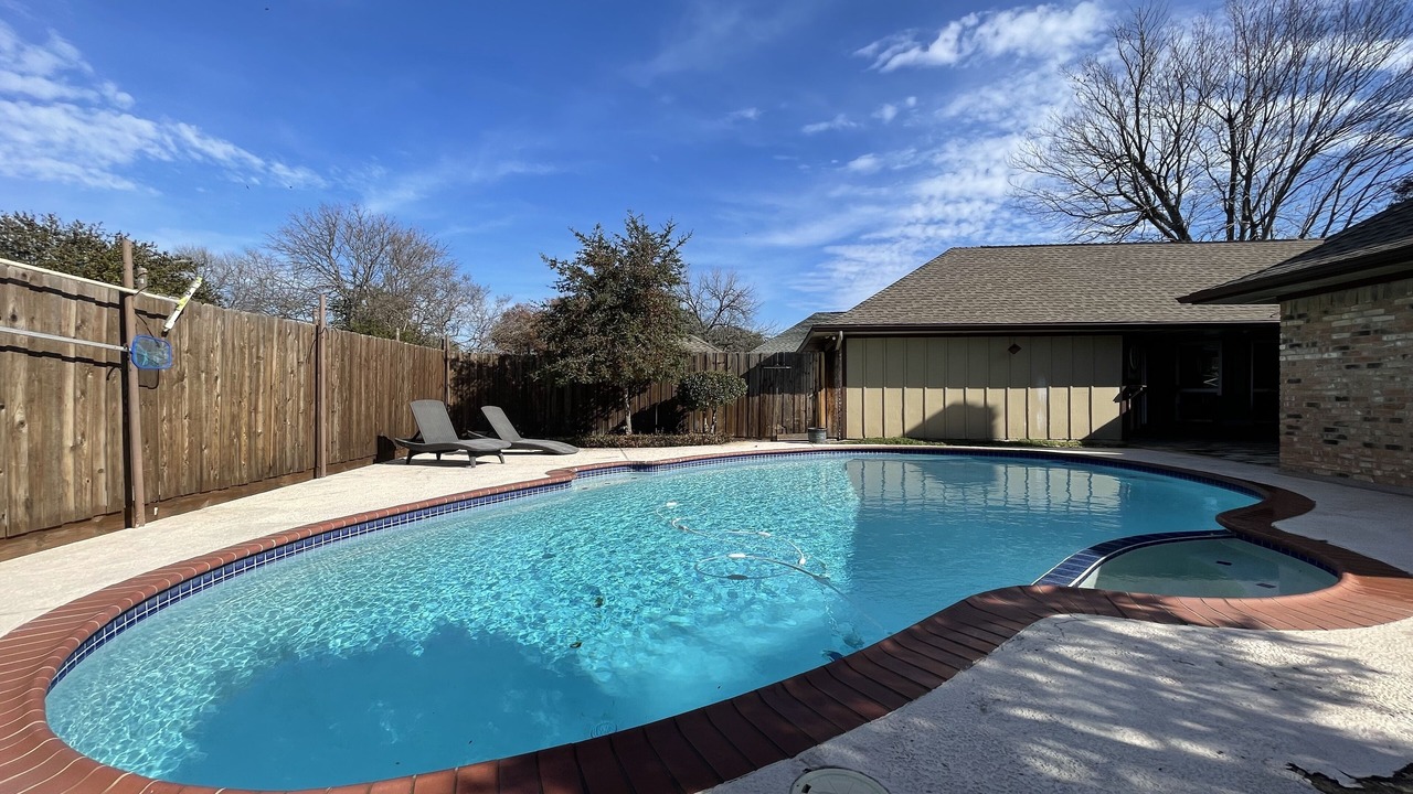 Photo of Outdoor in Garland
