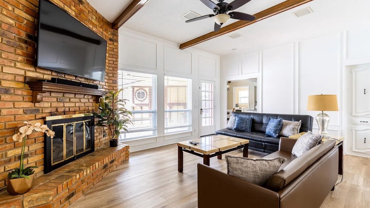 Photo of Livingroom in Garland