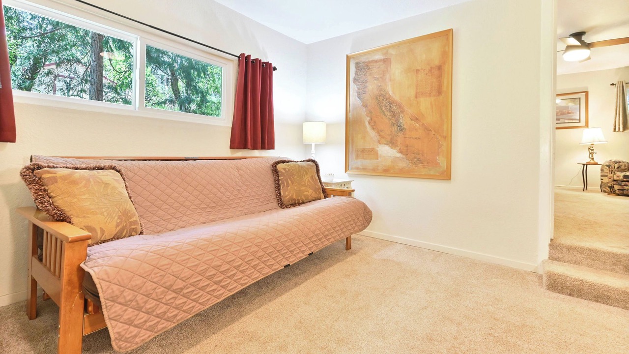 Photo of Livingroom in Murphys