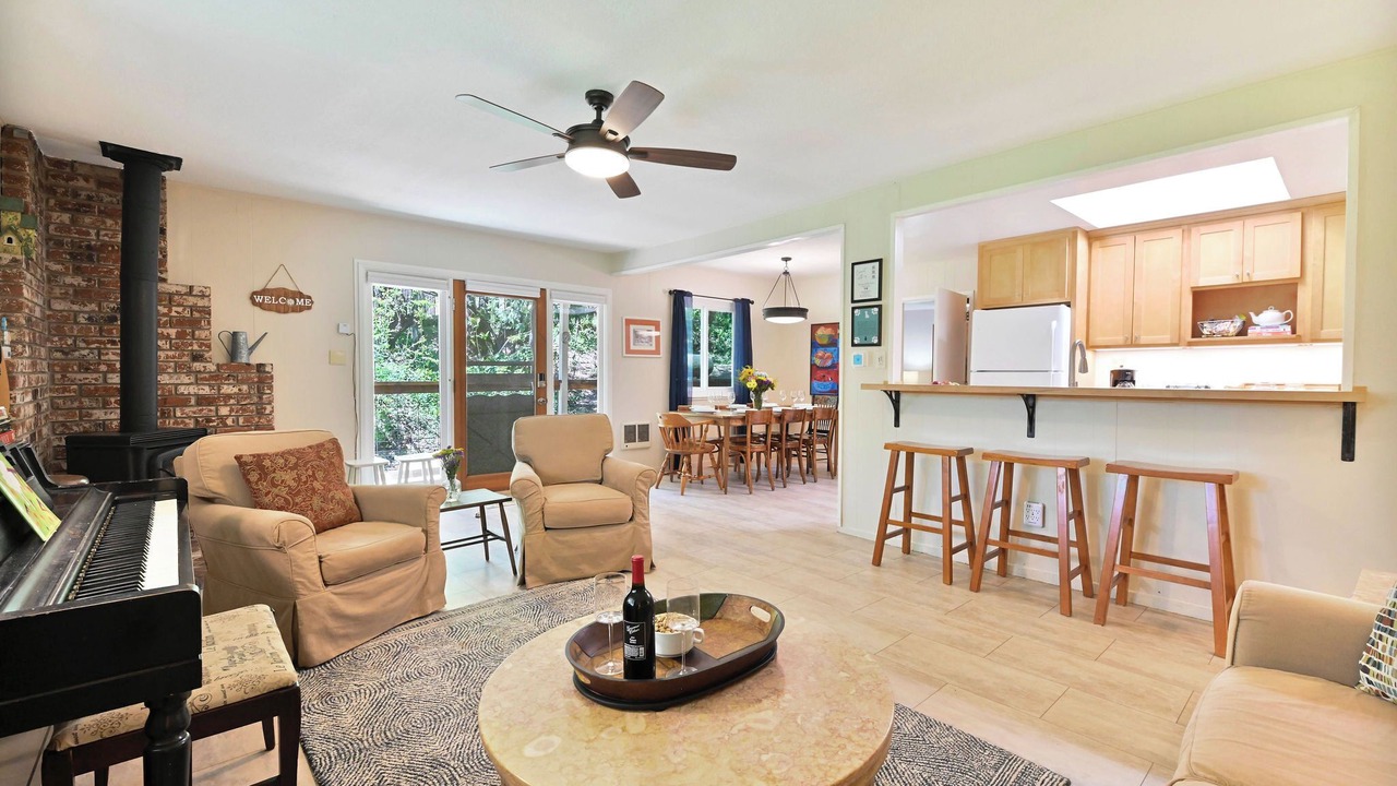 Photo of Livingroom in Murphys