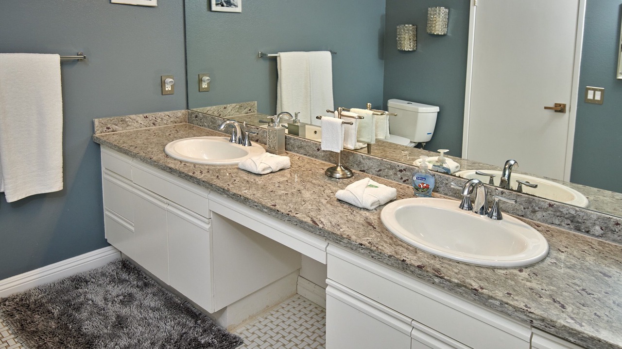 Photo of Bathroom in La Quinta