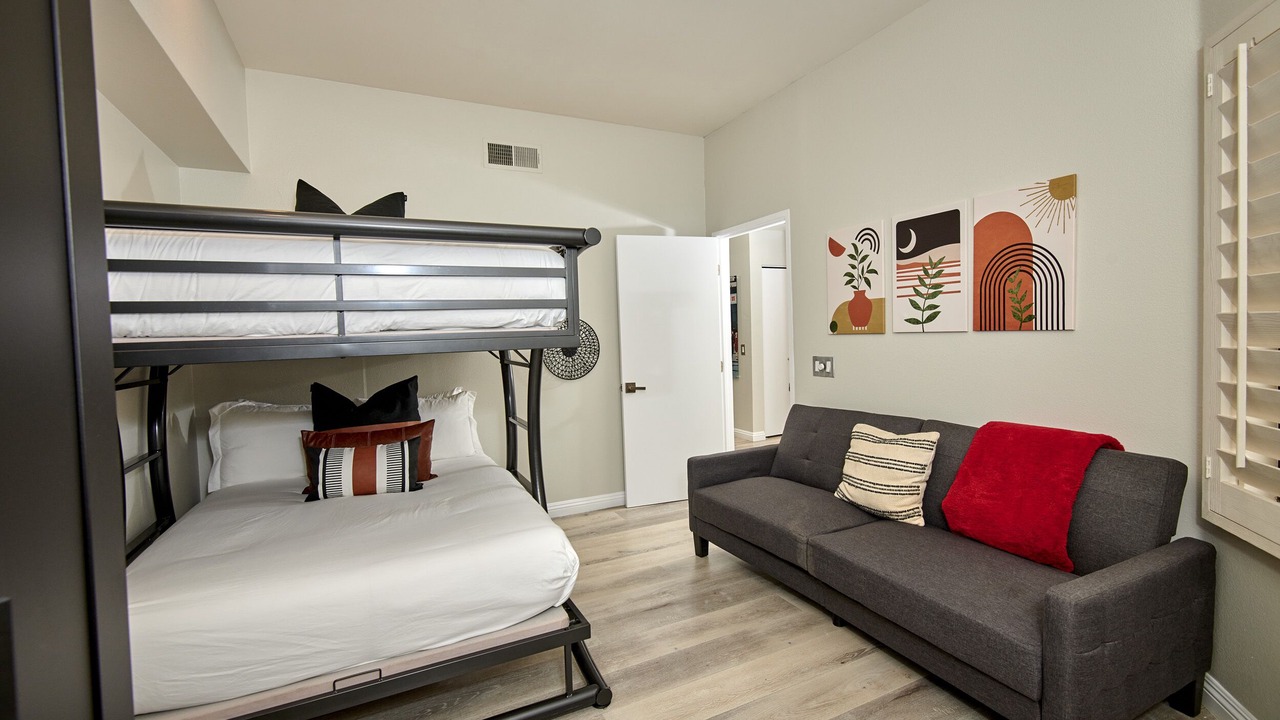 Photo of Bedroom in La Quinta