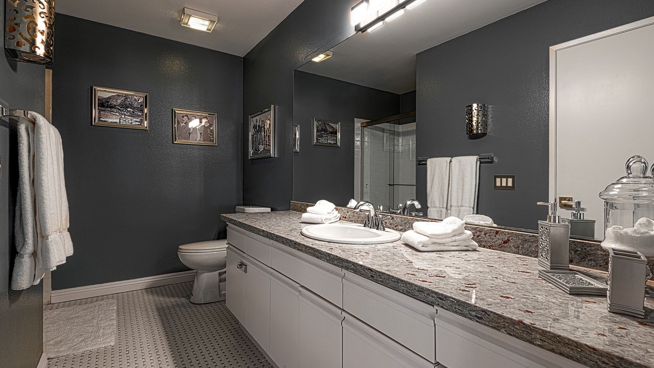 Photo of Bathroom in La Quinta