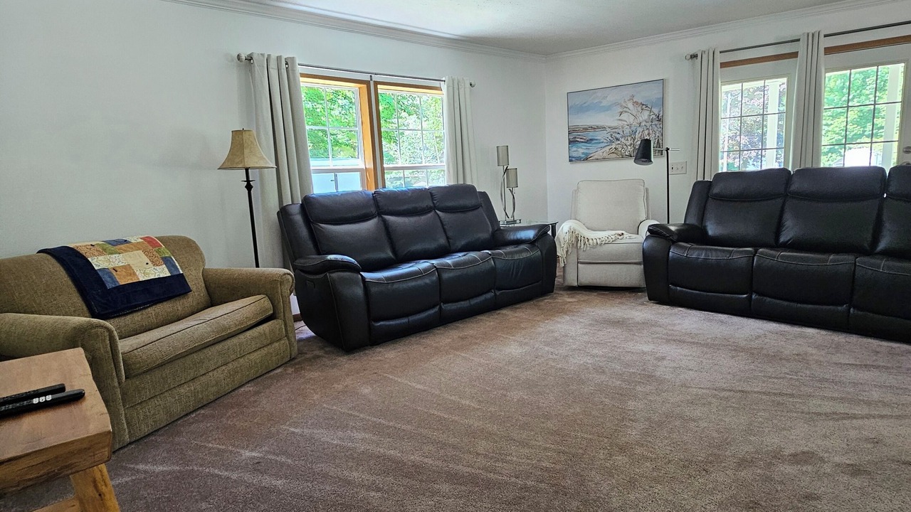 Photo of Livingroom in Silver Lake
