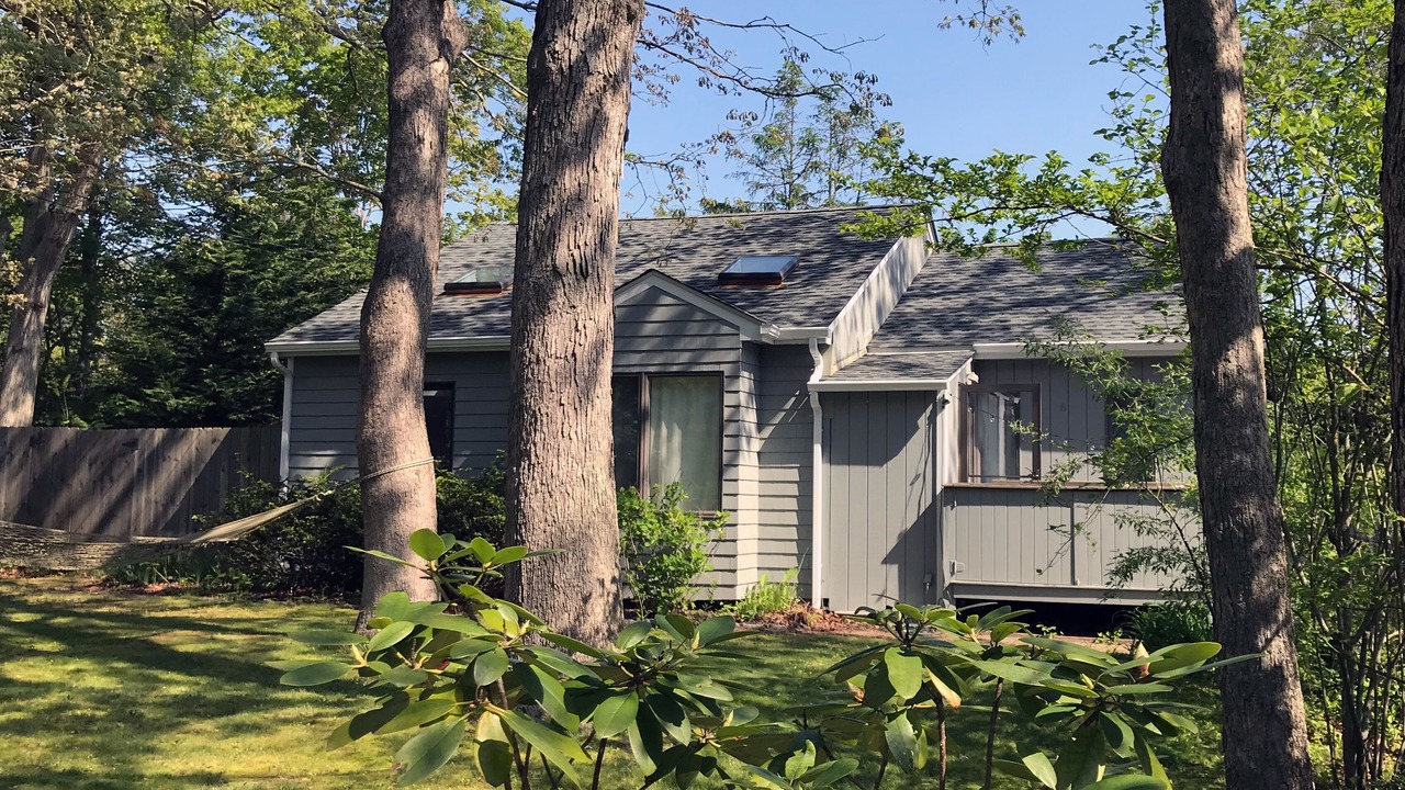 Photo of Others in East Hampton North