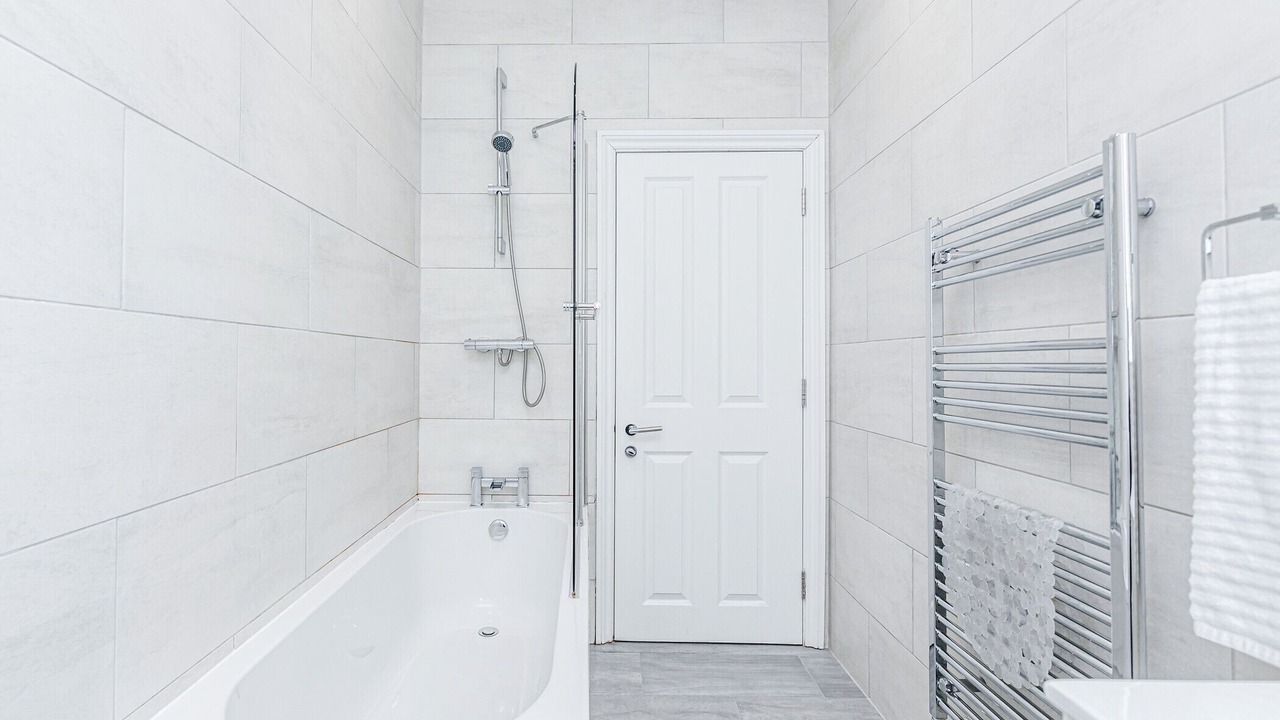 Photo of Others in Notting Hill