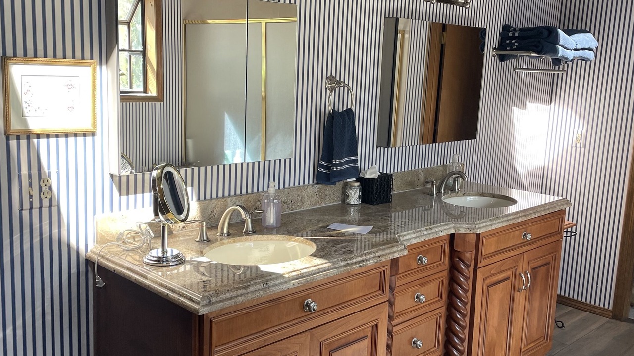 Photo of Bathroom in Munds Park